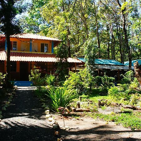 Cebaco Sunrise Lodge Isla Cebaco Екстер'єр фото