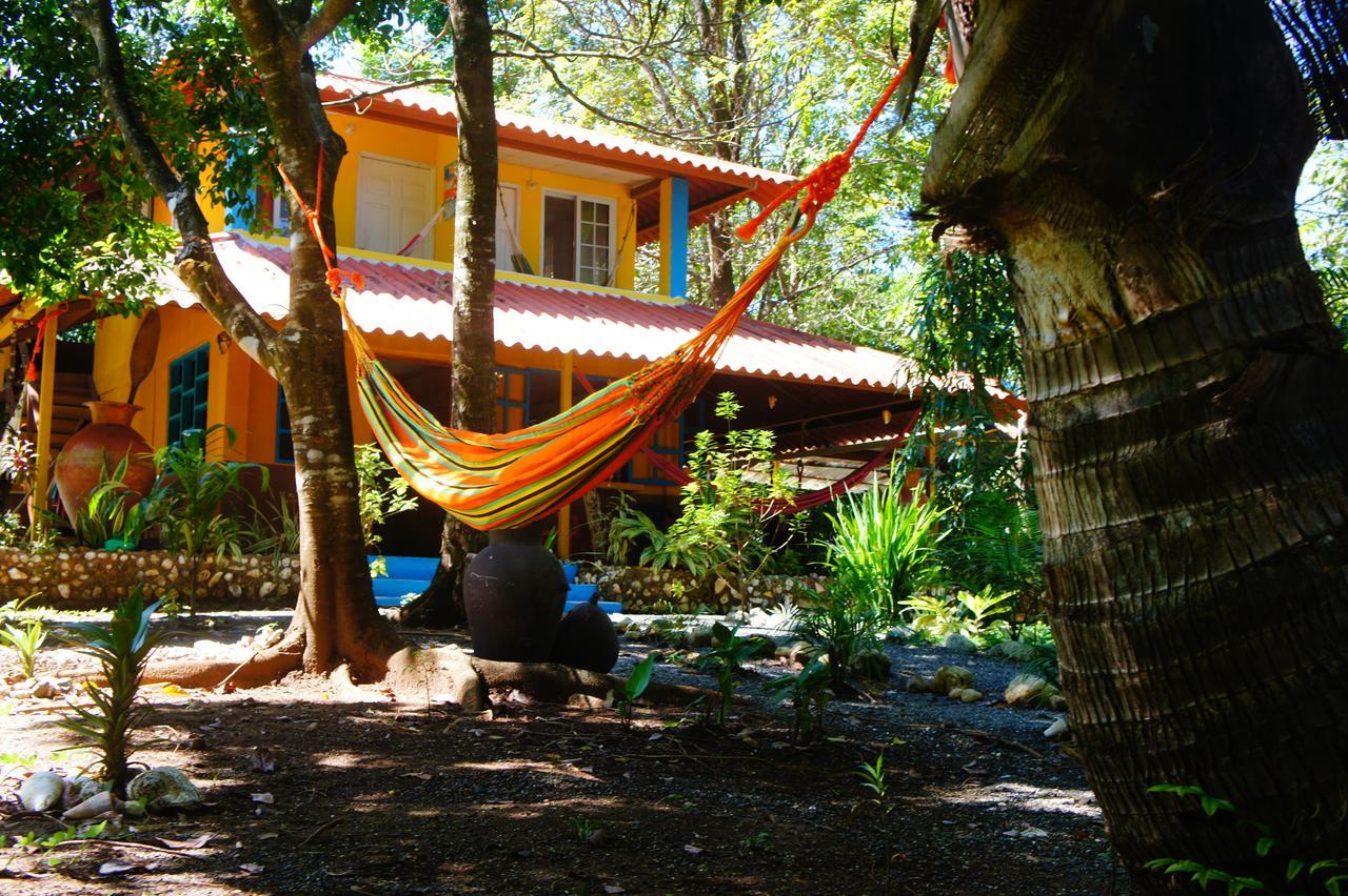 Cebaco Sunrise Lodge Isla Cebaco Екстер'єр фото